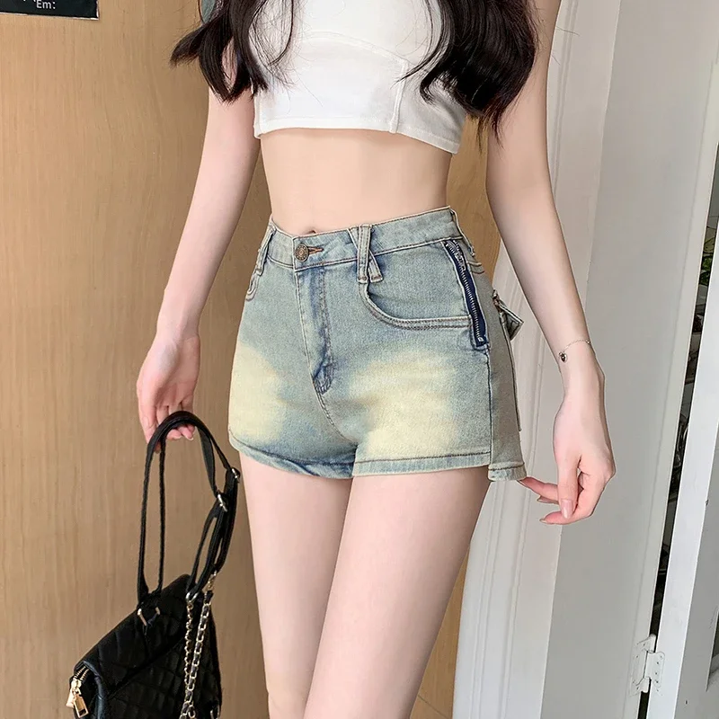 

American retro hot pants Spice Girls denim shorts women's 2024 new high-waisted a word show thin pants tight do old pants