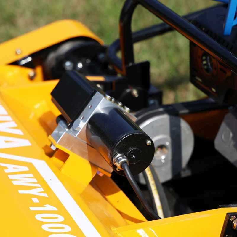 Customized All-terrain flail Mower Agriculture and Forestry Crawler flail Mower Remote Control Four-stroke Climbing