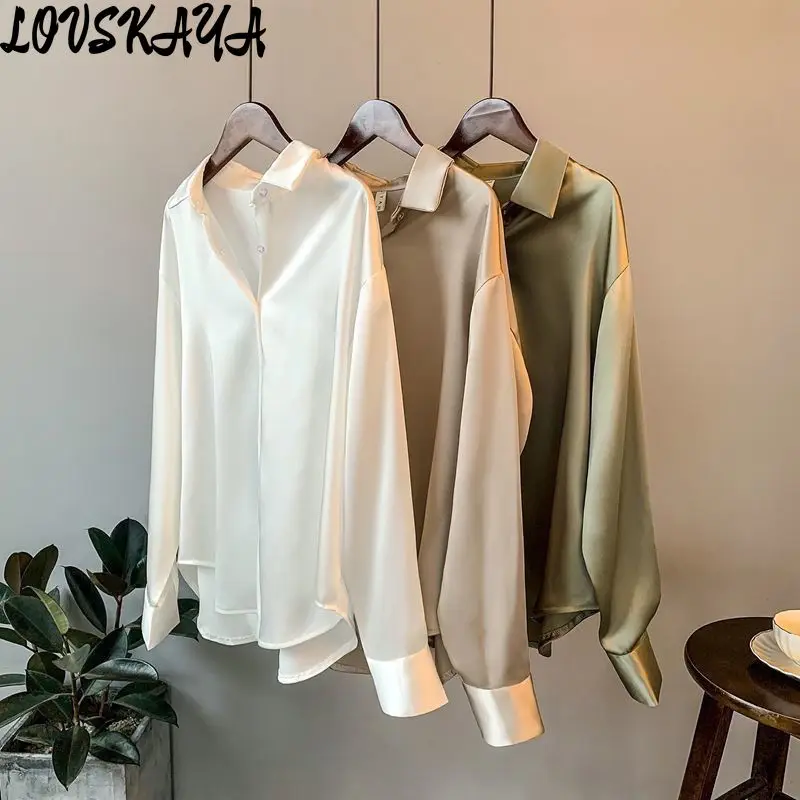 Vielseitige drapieren Retro Hong Kong Stil Shirt Top lang ärmel ige Satin Shirt weibliche Design Sinn Nische Frühling neuen Stil