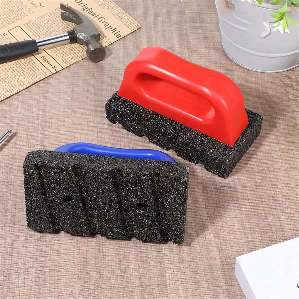 2-Pack Rub Bricks with Handles for Concrete Smoothing, 20 Grit Masonry Tools in Red and Blue [2026 MOCC]
