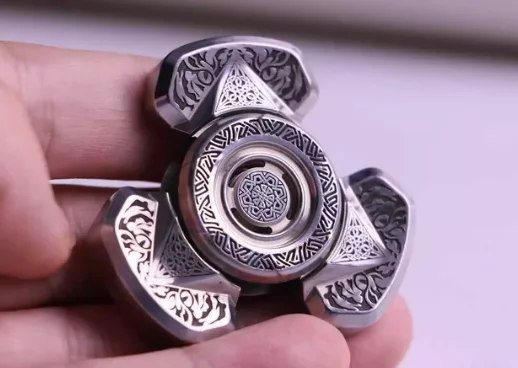 

Used EDC Do Xiong EDC Barrett XL stainless steel carving material EDC decompression toy