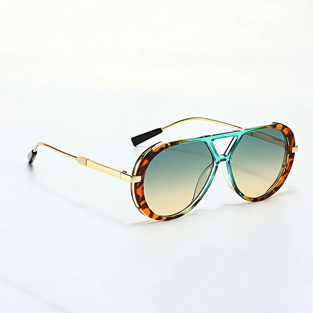 2025 New Fashion Style Sunglasses for Women Women Glasses Brown Gradient Lenses Decorative  Glasses Women statement sunglasses