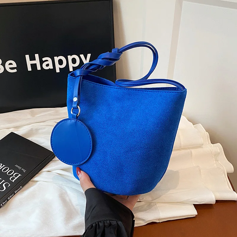 

Solid Color Women Suede Shoulder Bucket Bags Large Capacity Versatile Ladies Underarm Tote Casual Female Phone Handbags Purse
