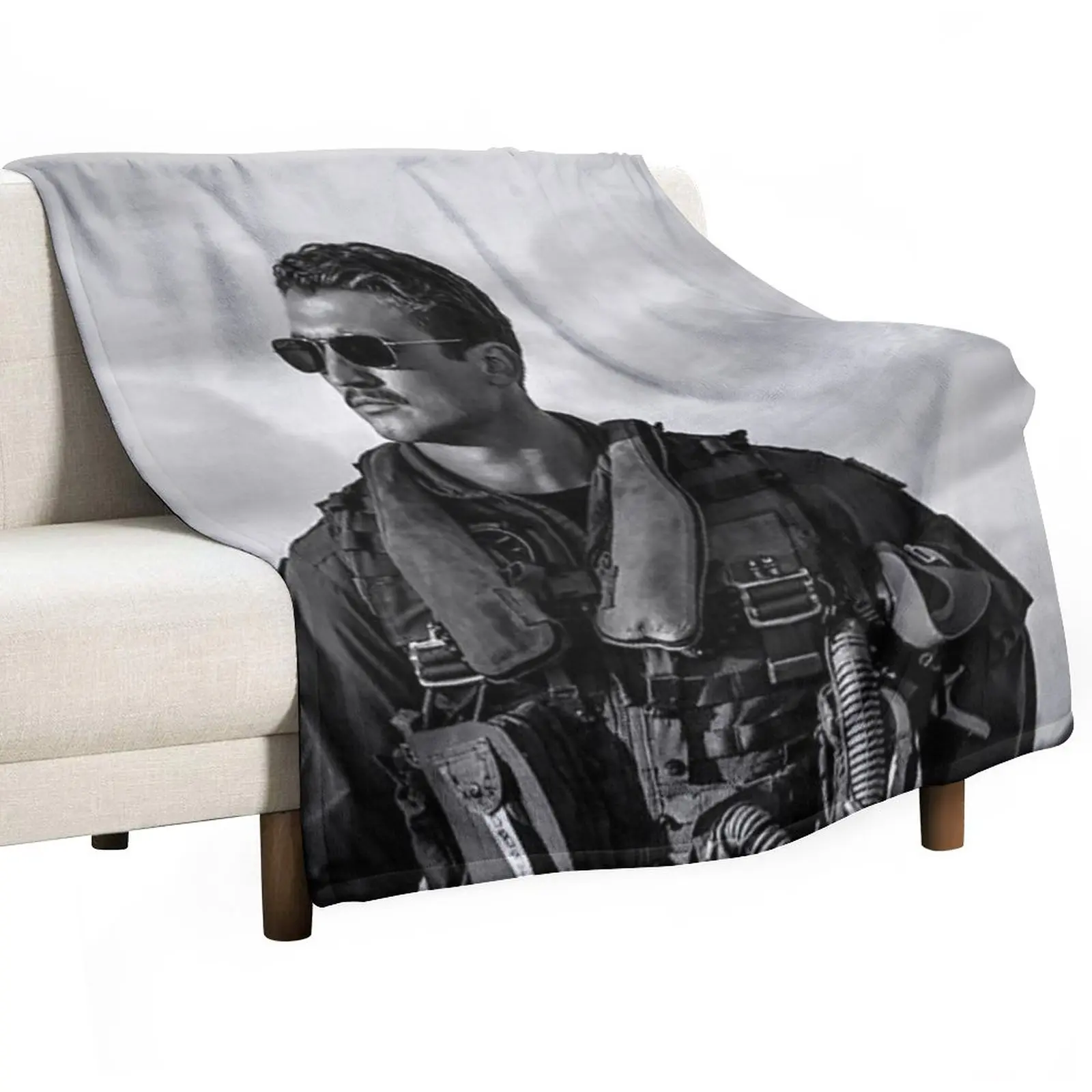 

Miles B&W Throw Blanket Polar blanket manga