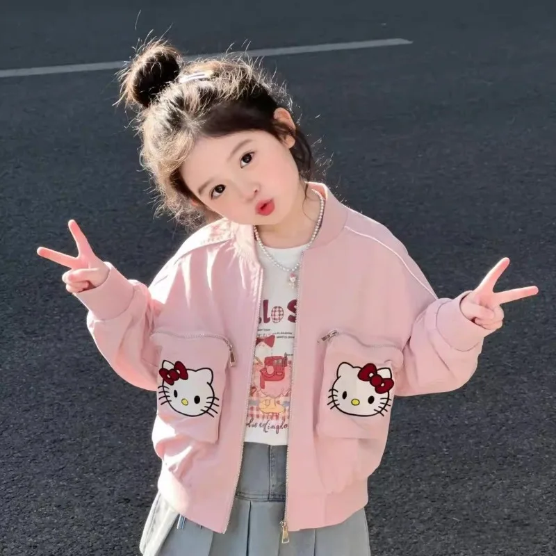 

Новая куртка Hello Kitty для девочек 2026 года: весенняя детская бейсбольная форма с мультяшным принтом, модная универсальная куртка на молнии, милый подарок