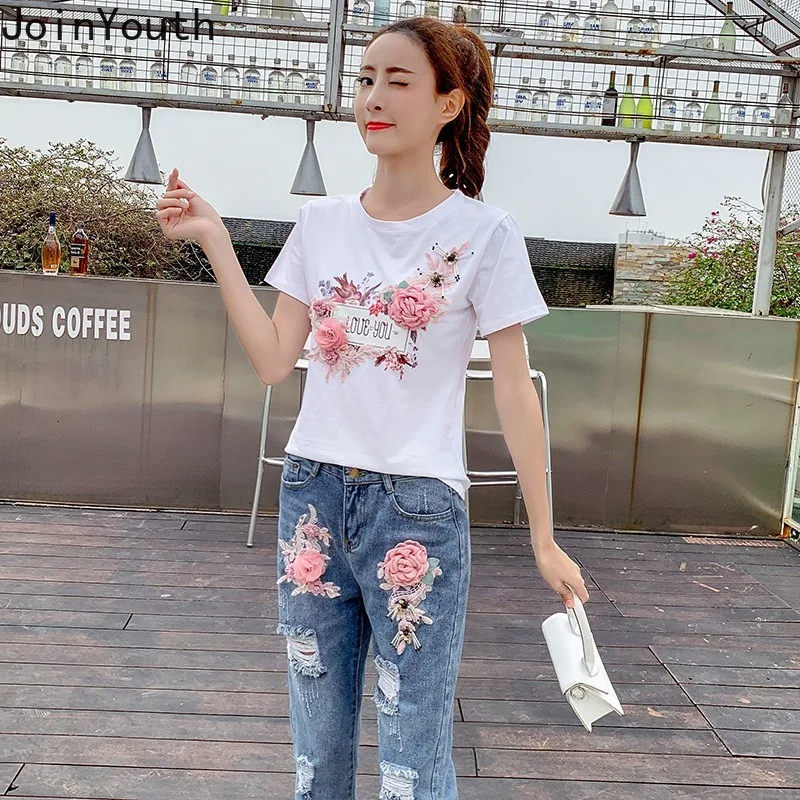 Set di 2 pezzi coreani completi da donna Roupas Femme White Beading Florla magliette Slim Fit Hole Denim Pants Suit Fashion Summer Set