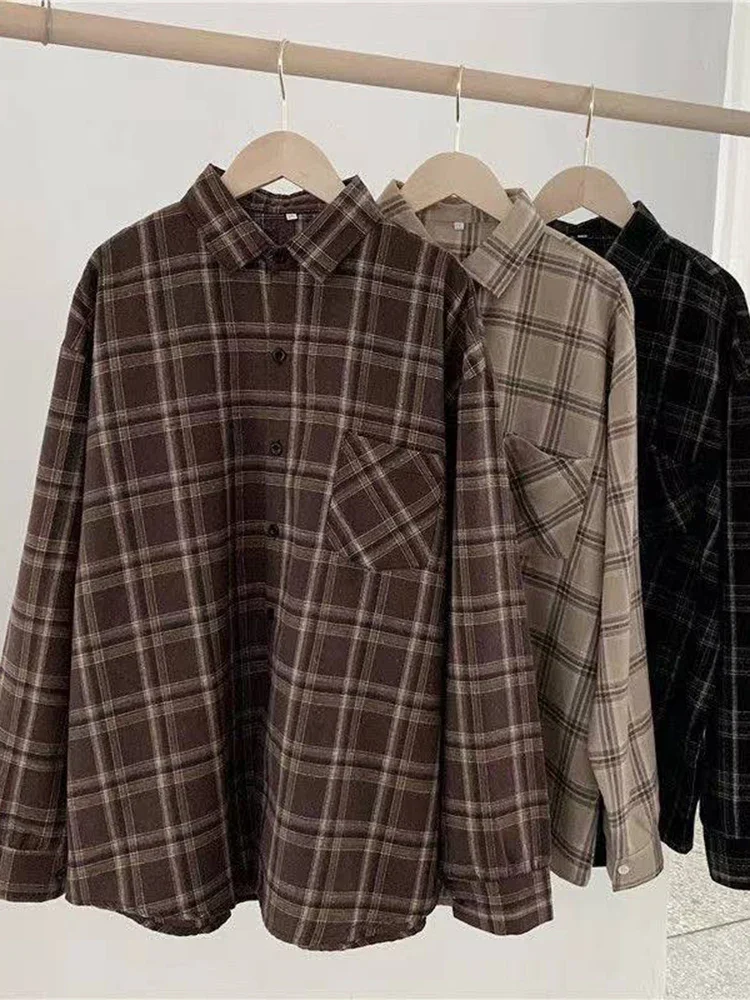 Vintage Women Plaid Shirts Autumn Long Sleeve Oversize Button Up Tops Korean Loose Casual Fall Outwear Femme Shirts 2024