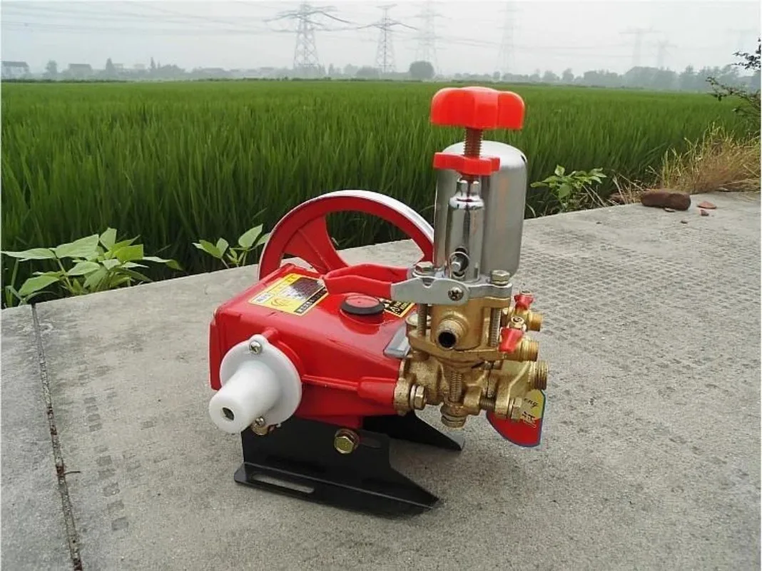 Three-cylinder garden plunger pump/agricultural spraying/high-pressure motorized mist/forest sprayer spray pump