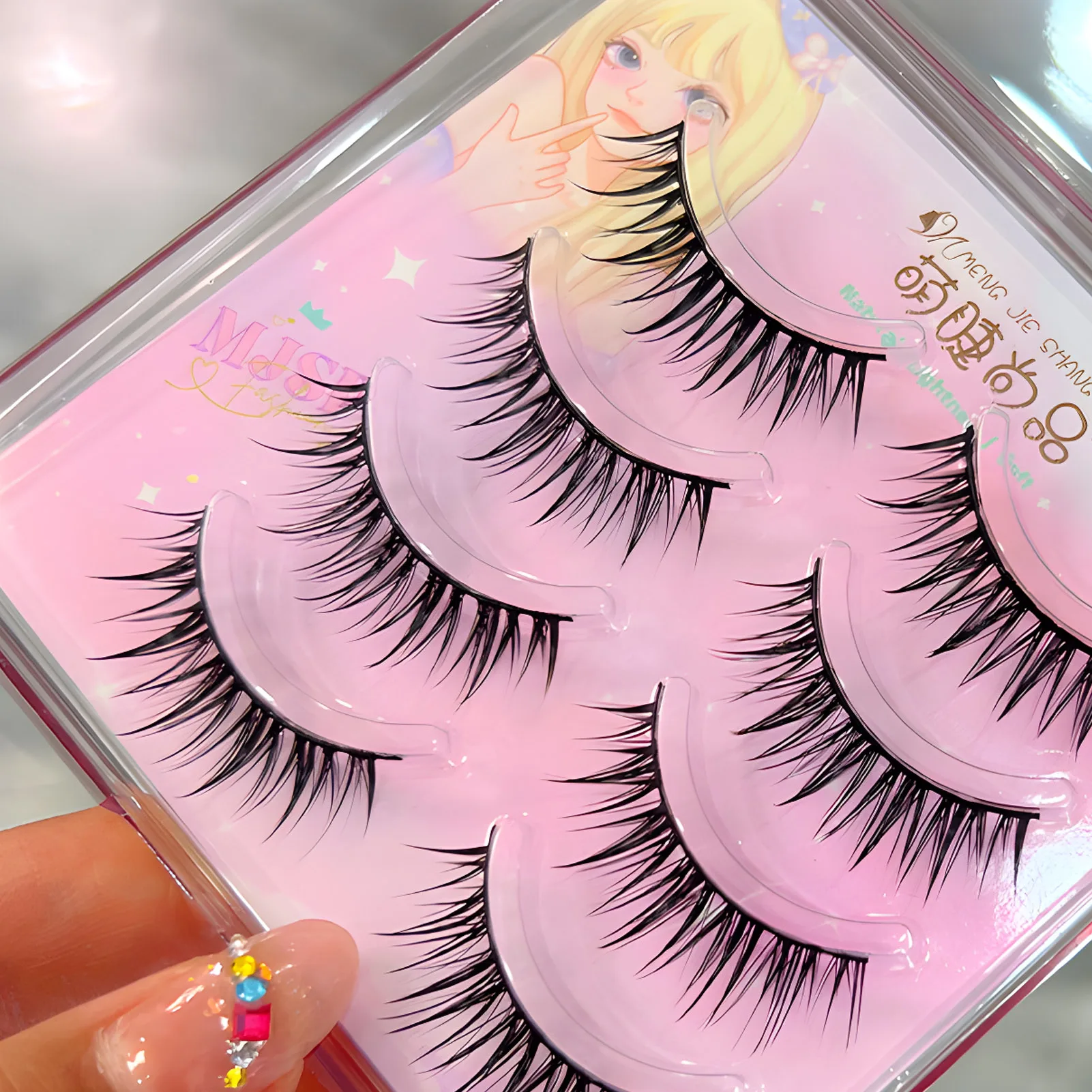 New Hot Realistic Curl False Eyelashes 3D Lash Thick Volume Long Wispy Lashes for Daily Working or Stage Makeup