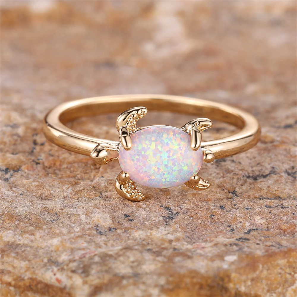 Oval Stone White Fire Opal Animal Ring Female Cute Small Sea Turtle Rings For Women Trendy Gold Color Wedding Engagement Jewelry