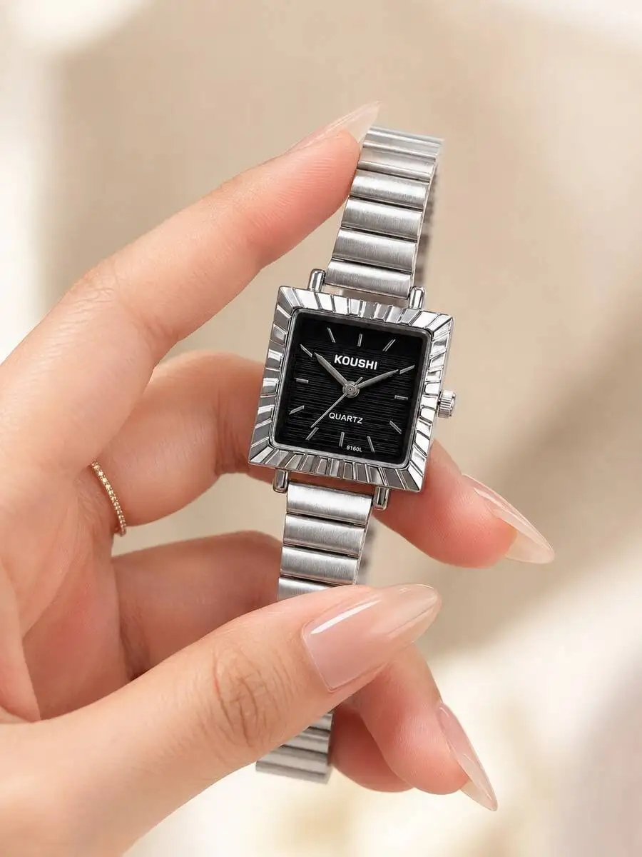 1pc Fashion Square Women's Watch, Luxury Silver Women's Quartz Watch, Modern Black Dial Wristwatch, Delicate Square Women's