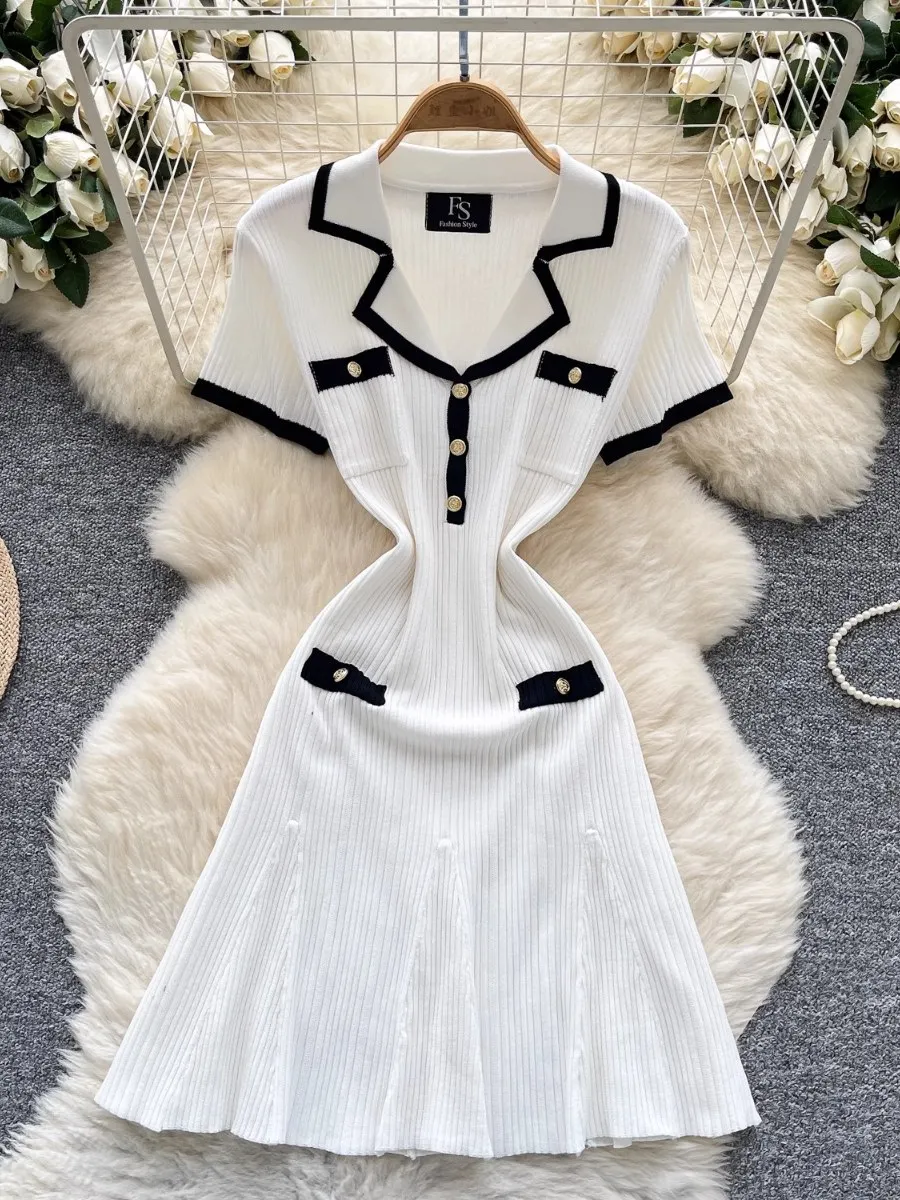 فستان Foamlina Chic ذو كتلة ألوان وياقة بيتر بان فستان بناتي بأكمام قصيرة وزر معدني وخصر مقصوص بقصة ضيقة فستان قصير على شكل حرف a