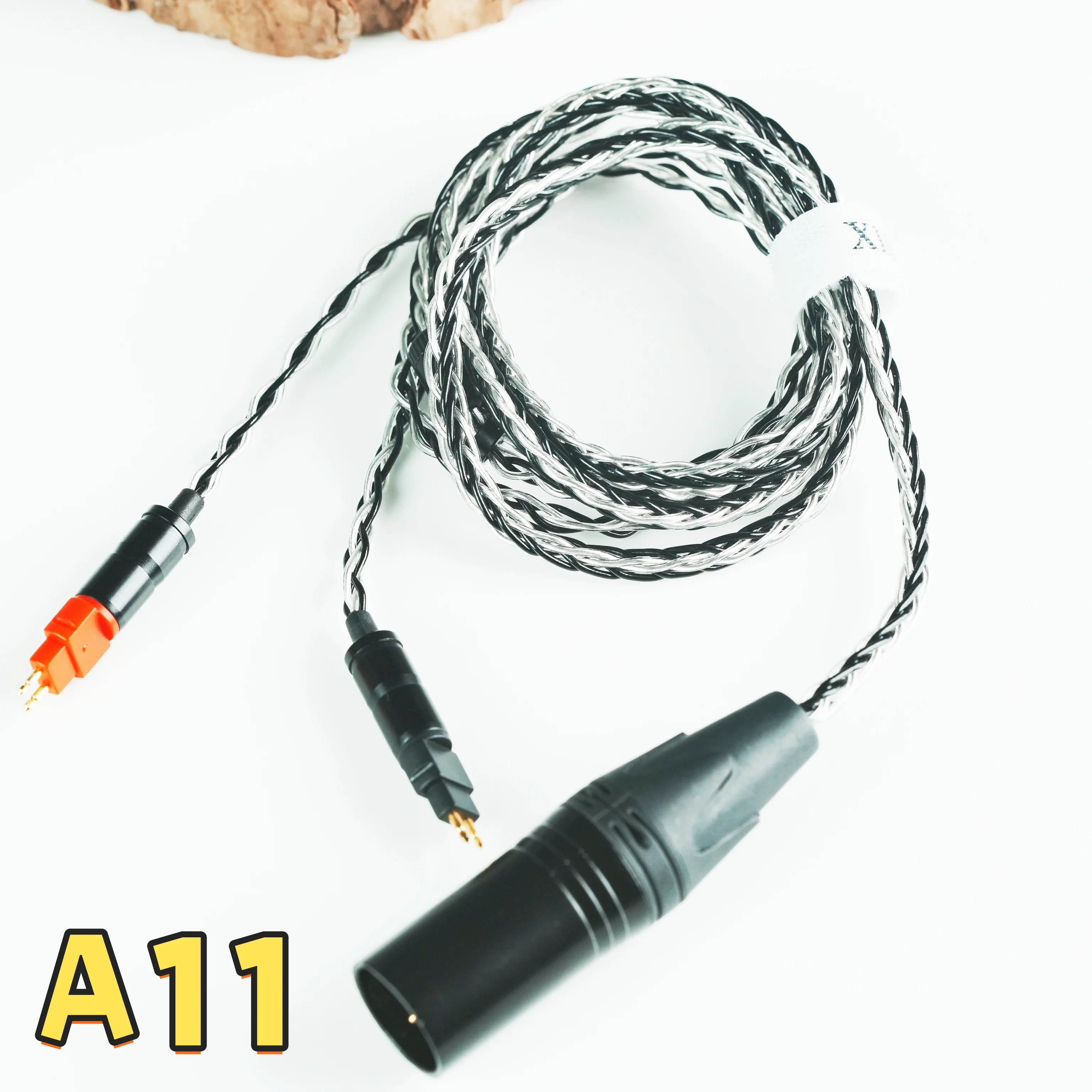 

XINHS HIFI A11 4-Core Earphone IEM Upgrade Cable with 4.4mm, 3.5mm, 0.78mm, and 2-Pin MMCX Connectors, For NX8 Himalaya Cantor