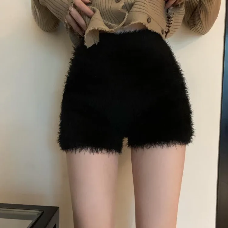 Sexy Furry Casual Slim Fit Shorts for Women Atumn Winter All-match New Short Pants Y2k E-Girl High Waist Hot  Mujer