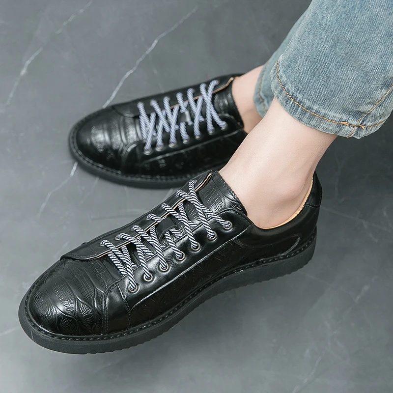 Brand Men Casual Lace Up Shoes Leather Fashion Spring New Men Sneakers Daily Commute Outdoor Versatile Leisure Thick Soled Shoes