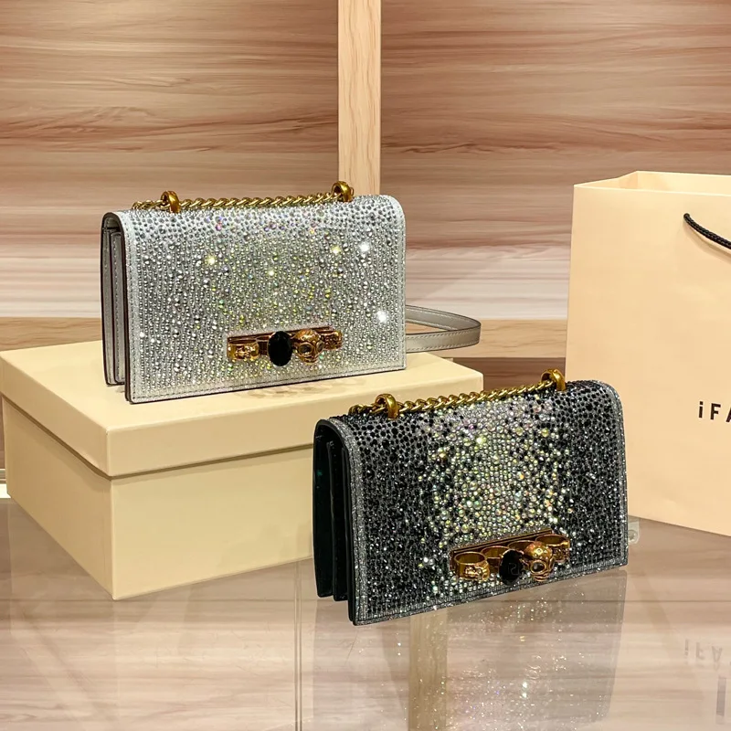 

Fashion Crystal Embellished Square Shoulder Bag, Luxe Rhinestone Chain Crossbody Purse, Chic Hobo Handbag for Daily Evening Wear