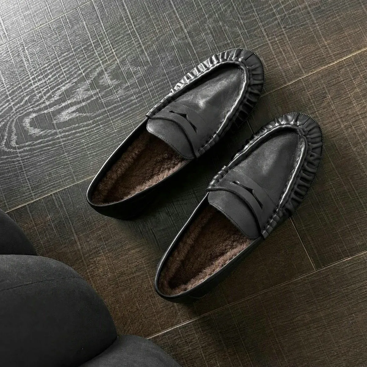 Women's Winter Wool Loafers - Suede Leather Round Toe Flats