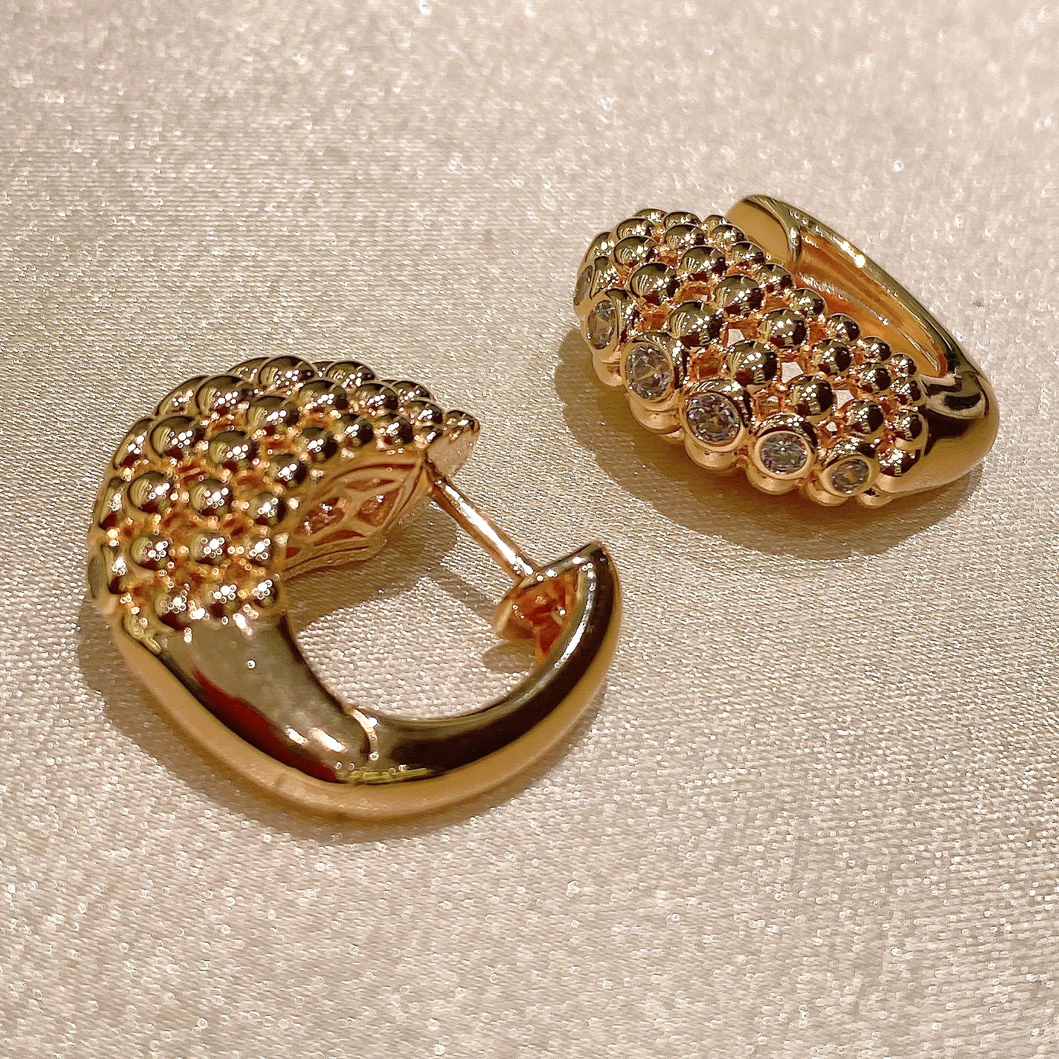 KQDANCE New 925 Sterling Silver Zircon Carbon Diamond Carved Round Ball Bead Huggie Hoop Earrings Luxury Jewelry For Women