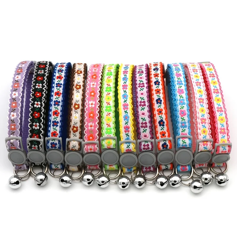 Pet flower pattern dog cat tie up collar safety buckle bell chrysanthemum collar