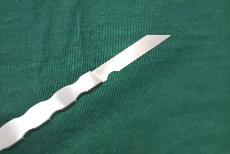 Veterinary Orthopedic Mini Bone Saw Finger Bone Saw Stainless Steel Bone Cutting Tool Small Animal Orthopedic Instrument 150mm