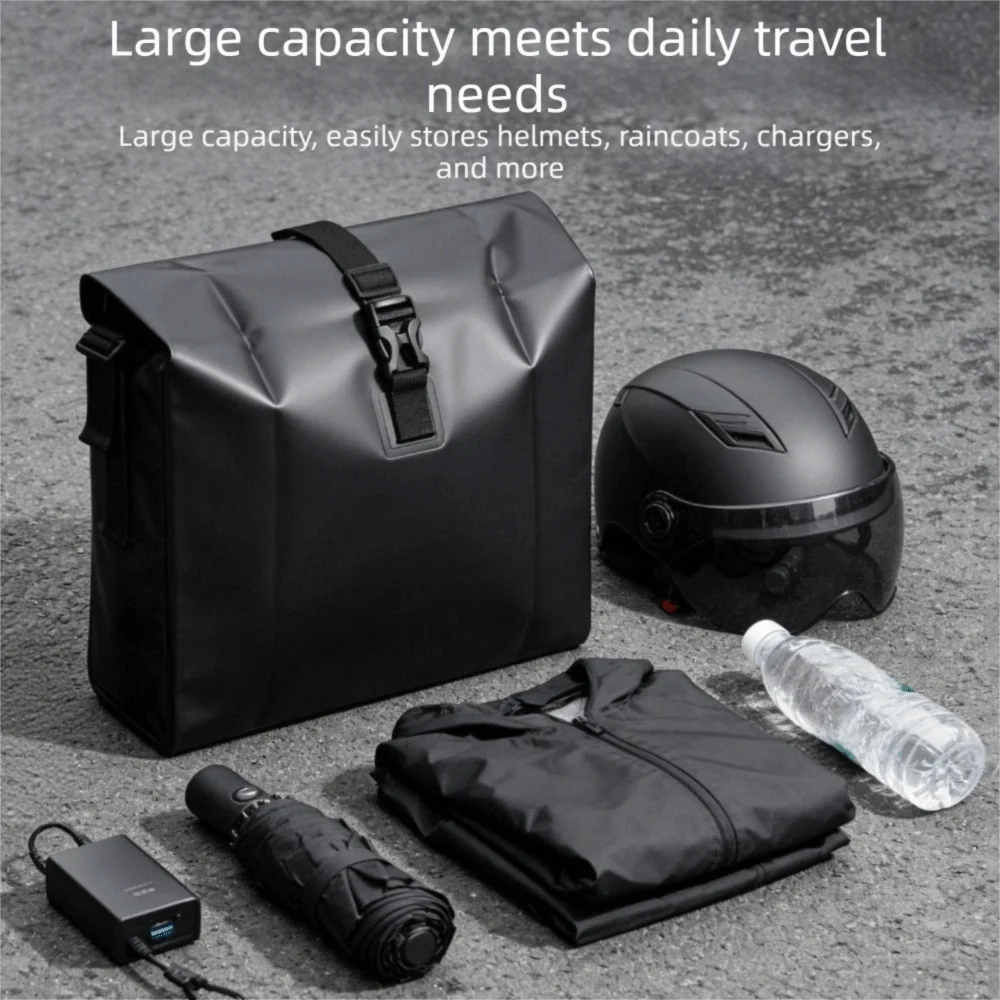 Water Resistant PVC Bike Pannier Bag Large Capacity Portable Design Rear Rack Bag Outdoor Material Hanging Style