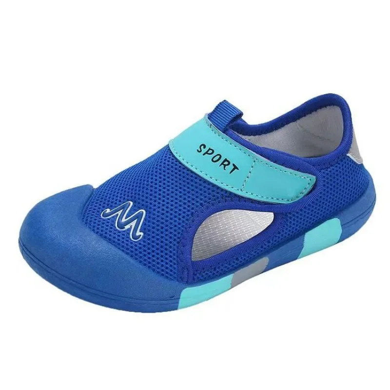 Sandali sportivi per ragazze 2024 estate nuovi bambini Mesh traspirante resistente all'usura traspirante antiscivolo scarpe Casual comode