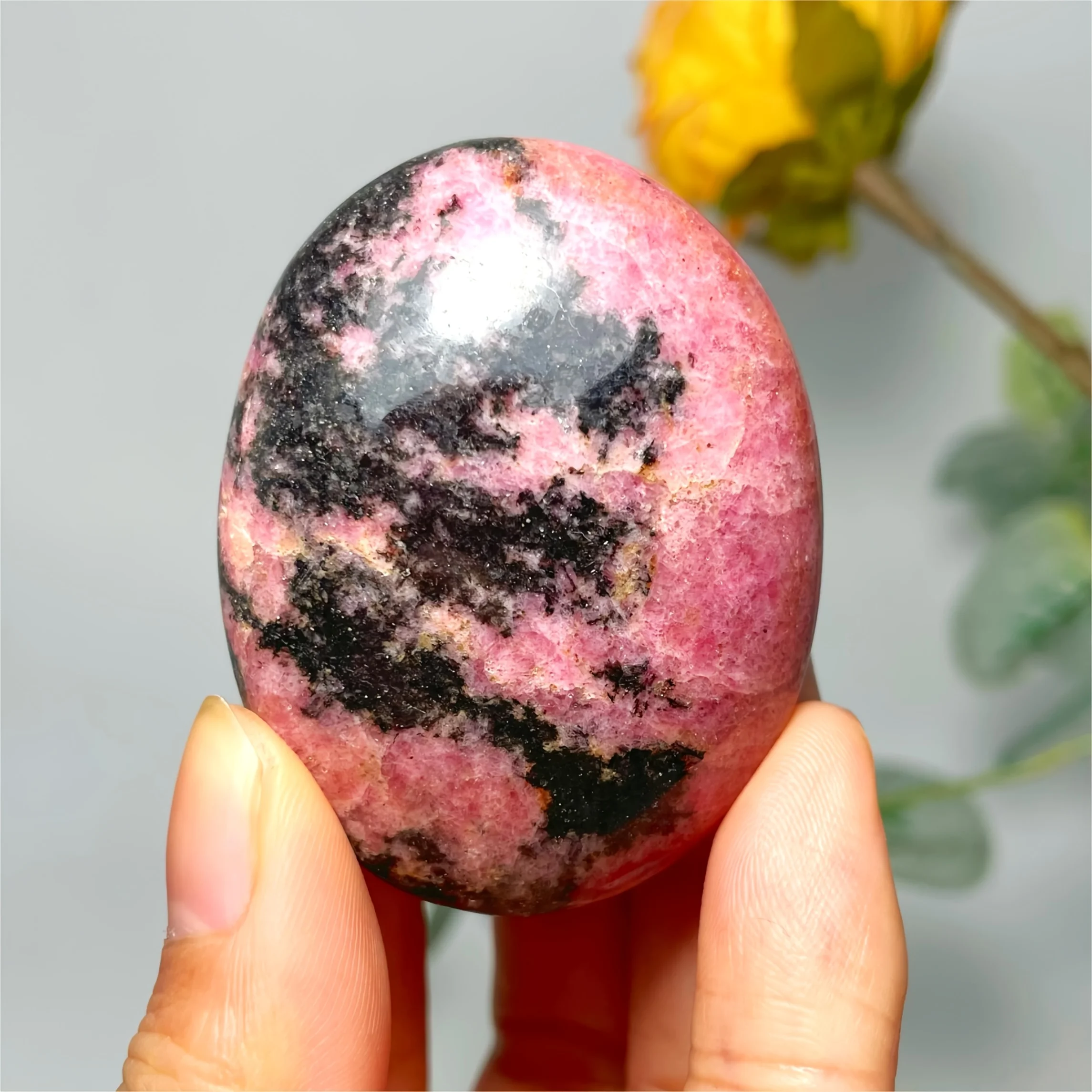 1pc Rhodonite Crystal Palm Stone, Pink to Red-Pink Bohemian Stone with Black Vein, Hand-Picked Unique Pocket Crystal, Home Decor