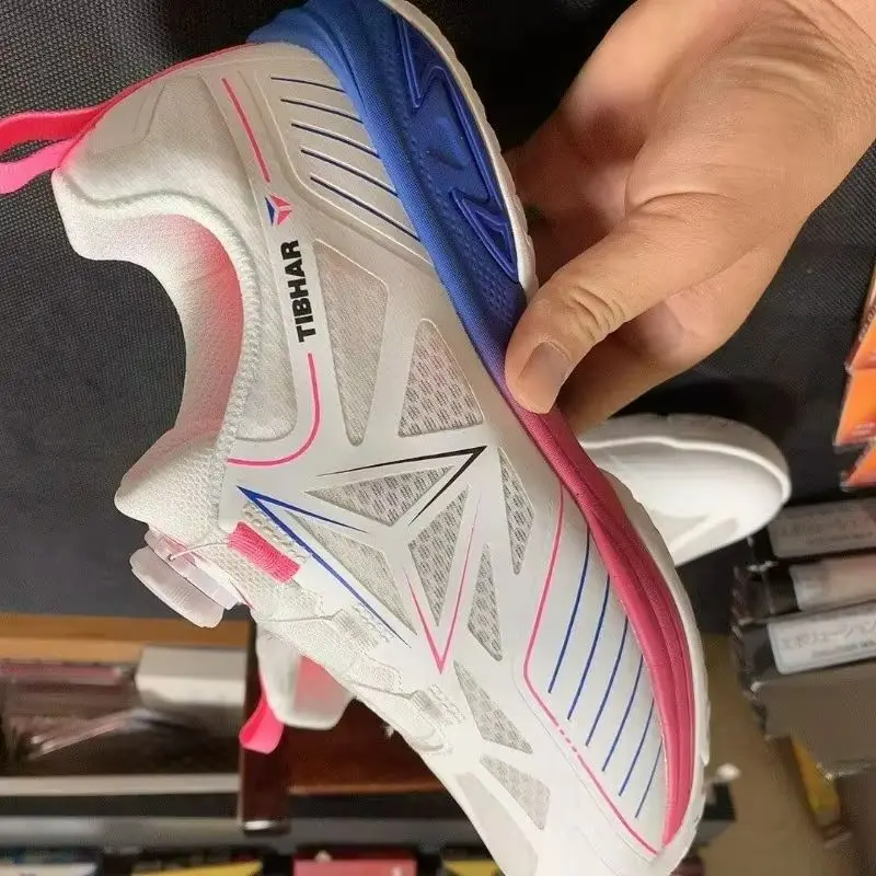 Luxury Brand Table Tennis Shoes Mesh Breathable Indoor Court Shoes Super Light Badminton Shoes Hard-Wearing Tennis Shoe Unisex