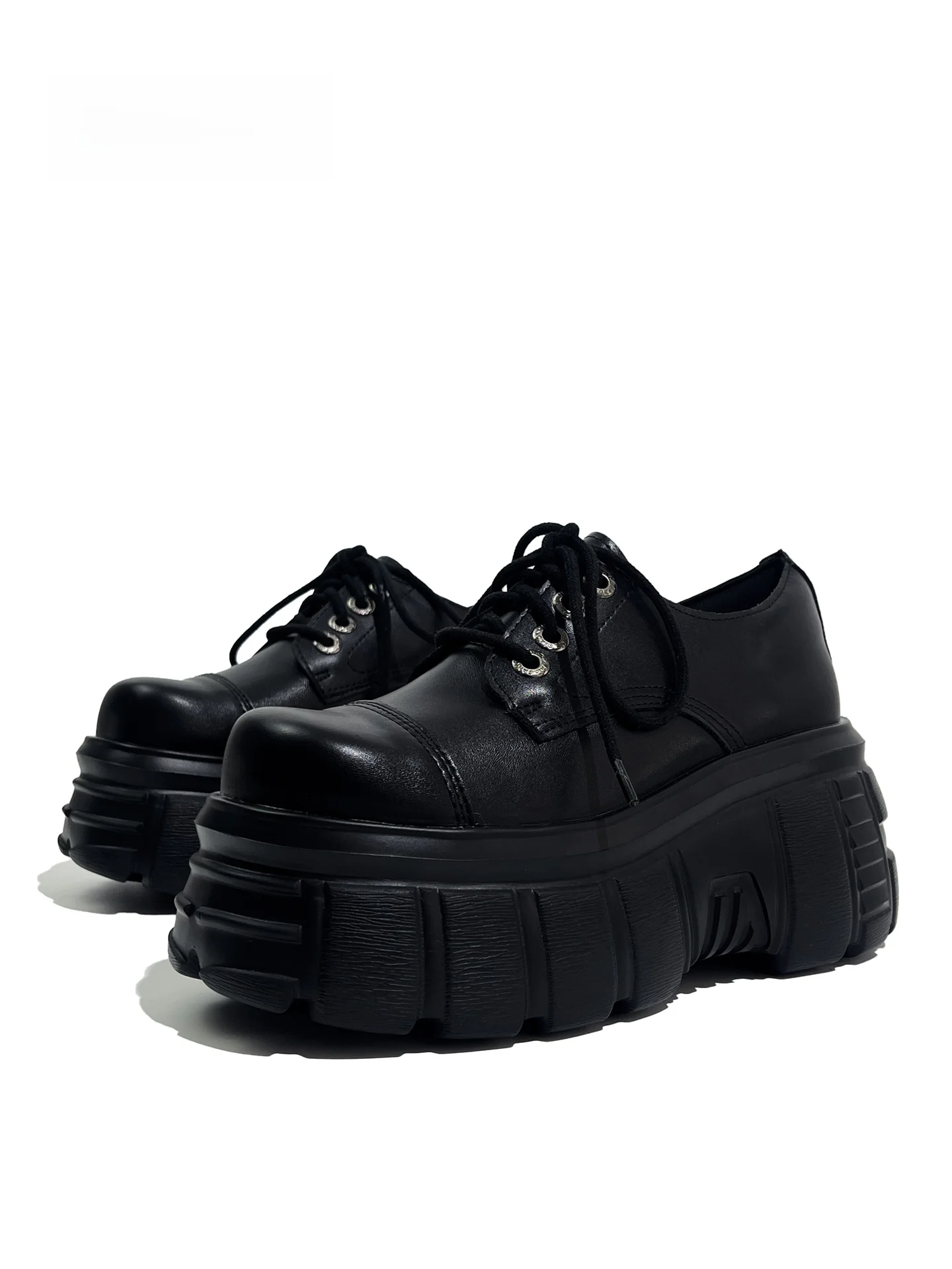 

MibVias Punk Thick Bottom Platform Shoes Women's Shorty Y2K Spicy Girl Low Cut Fashionable Casual round Toe Rubber Sole
