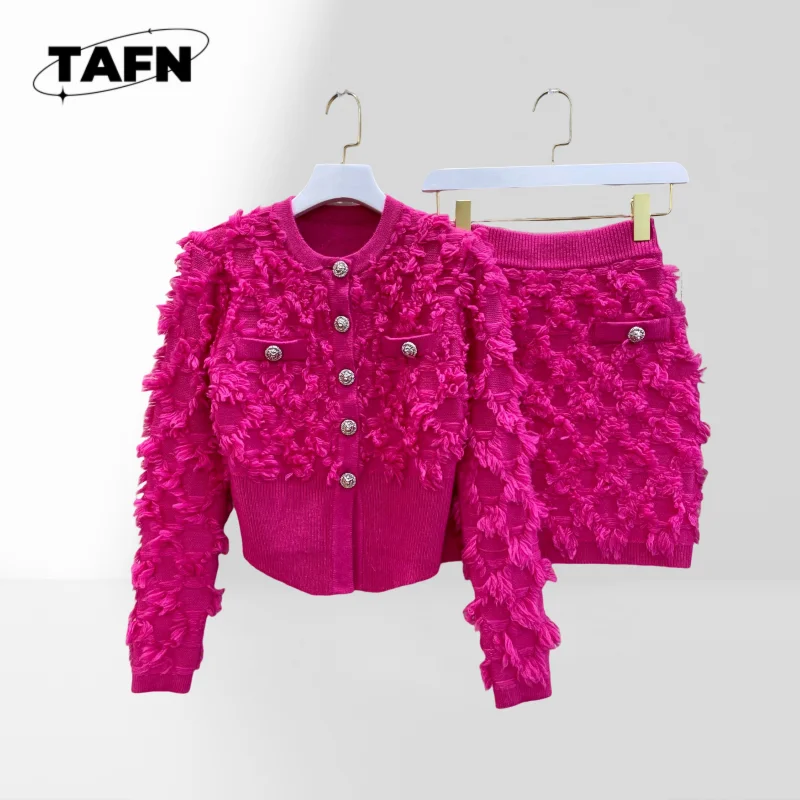 

Ladies Modern Skirt Set Two Piece Outfit Short Skirt and Top for Daily Fashion Women Casual Two Piece Skirt Set Short BA0705