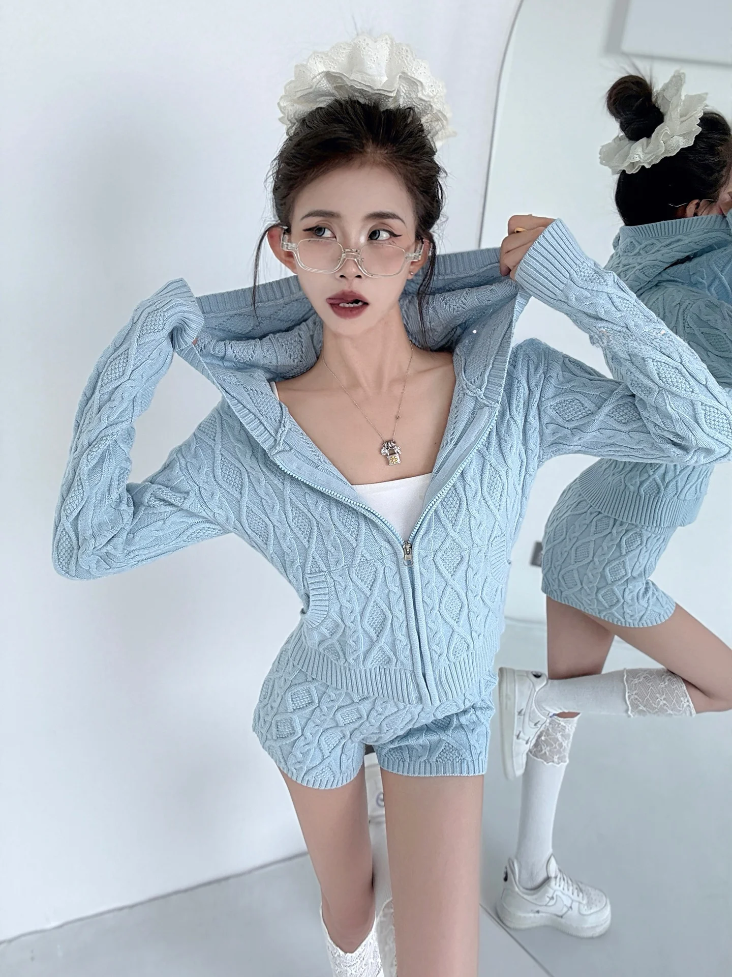 MianCun White Women's Essential Course Gold Ratio Old Money Style Knitted Sweater And Short Pants Set College Style Zipper Cl...
