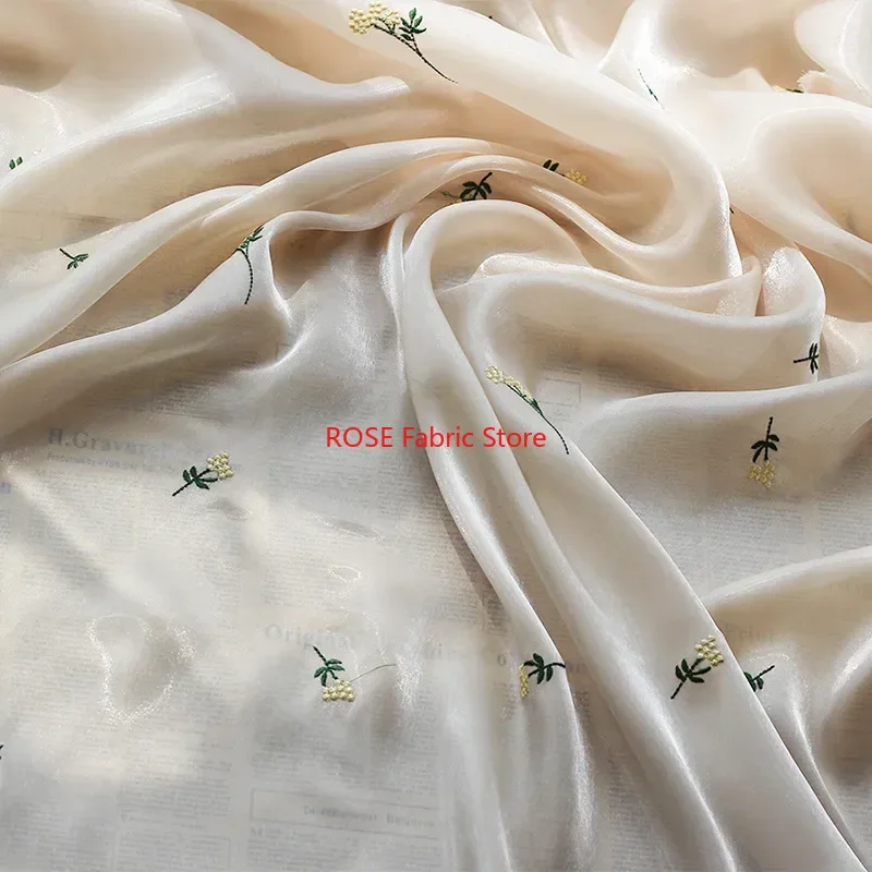 Tessuto ricamato con tarassaco in raso di seta brillante per abito da sposa, camicetta, abito da sposa, gonna, tessuto firmato