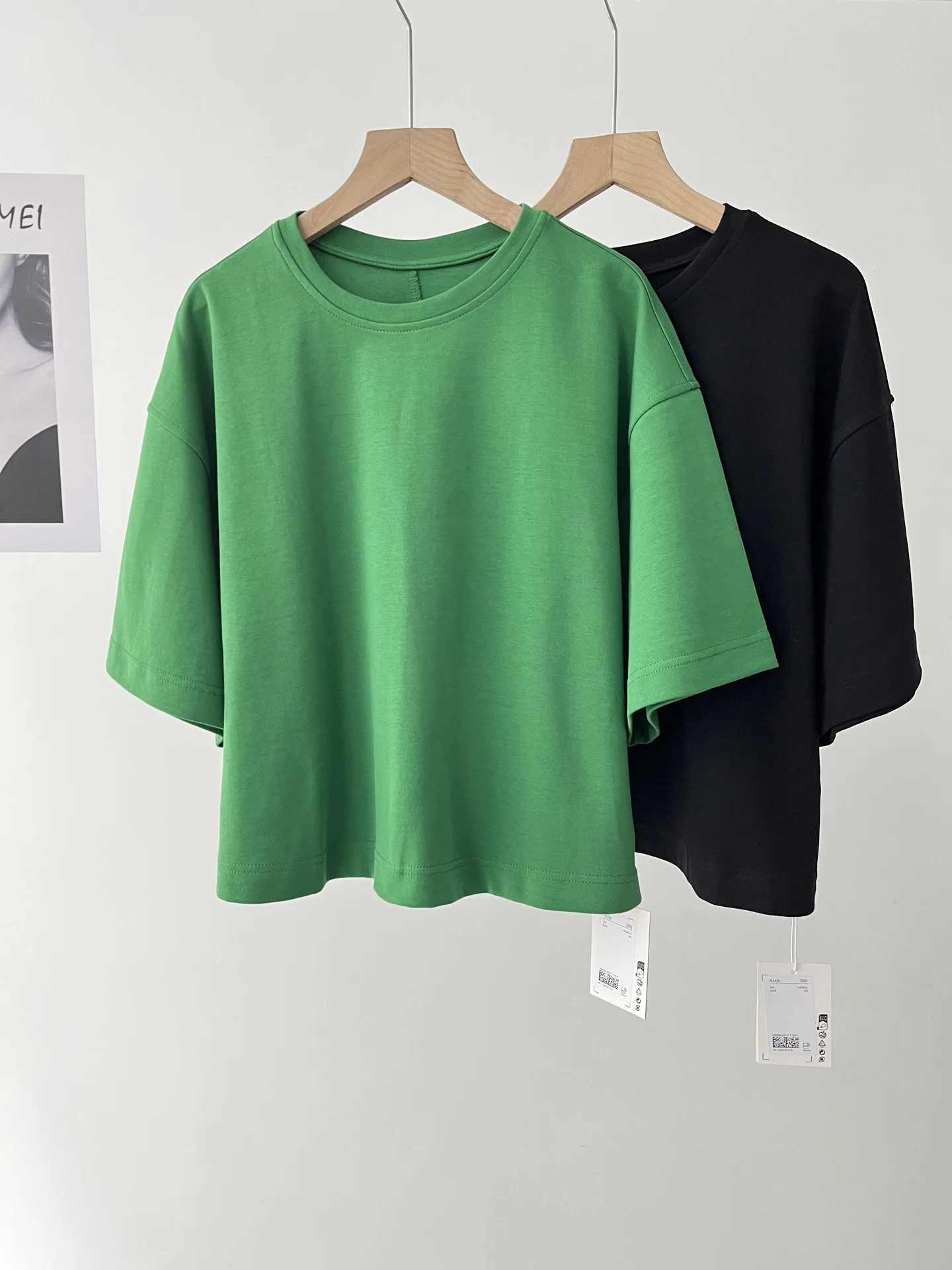 

Women's Loose Version Crew Neck Shoulder Box T-Shirt Short Sleeve Spring 011-0146