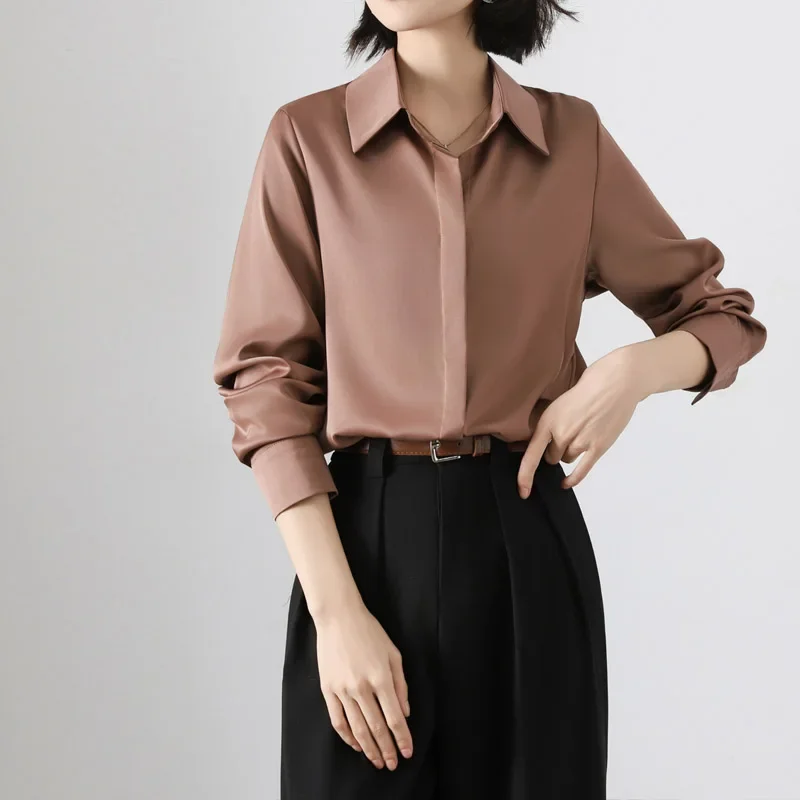 Primavera Verano mancha blusa de mujer 2025 nueva manga larga verde elegante coreano Oficina señora camisas inferiores sueltas Mujer