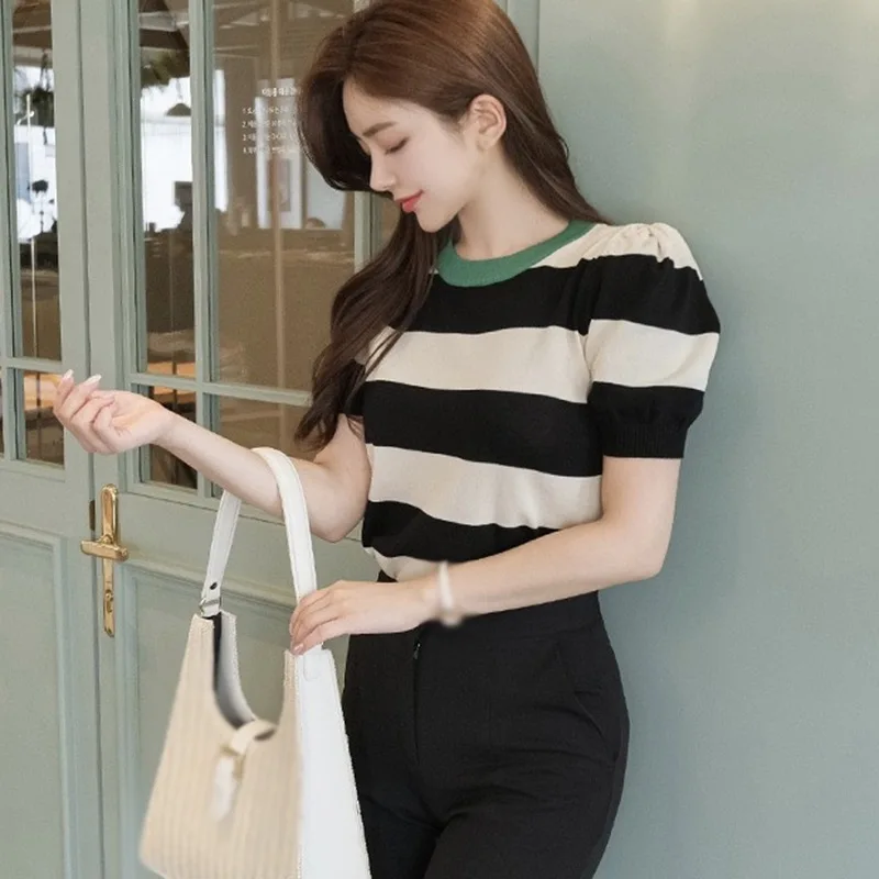 Korean Style Top Women O Neck Color Striped Casual Short Sleeve Slim Knitted T-Shirt Female Summer Clothing