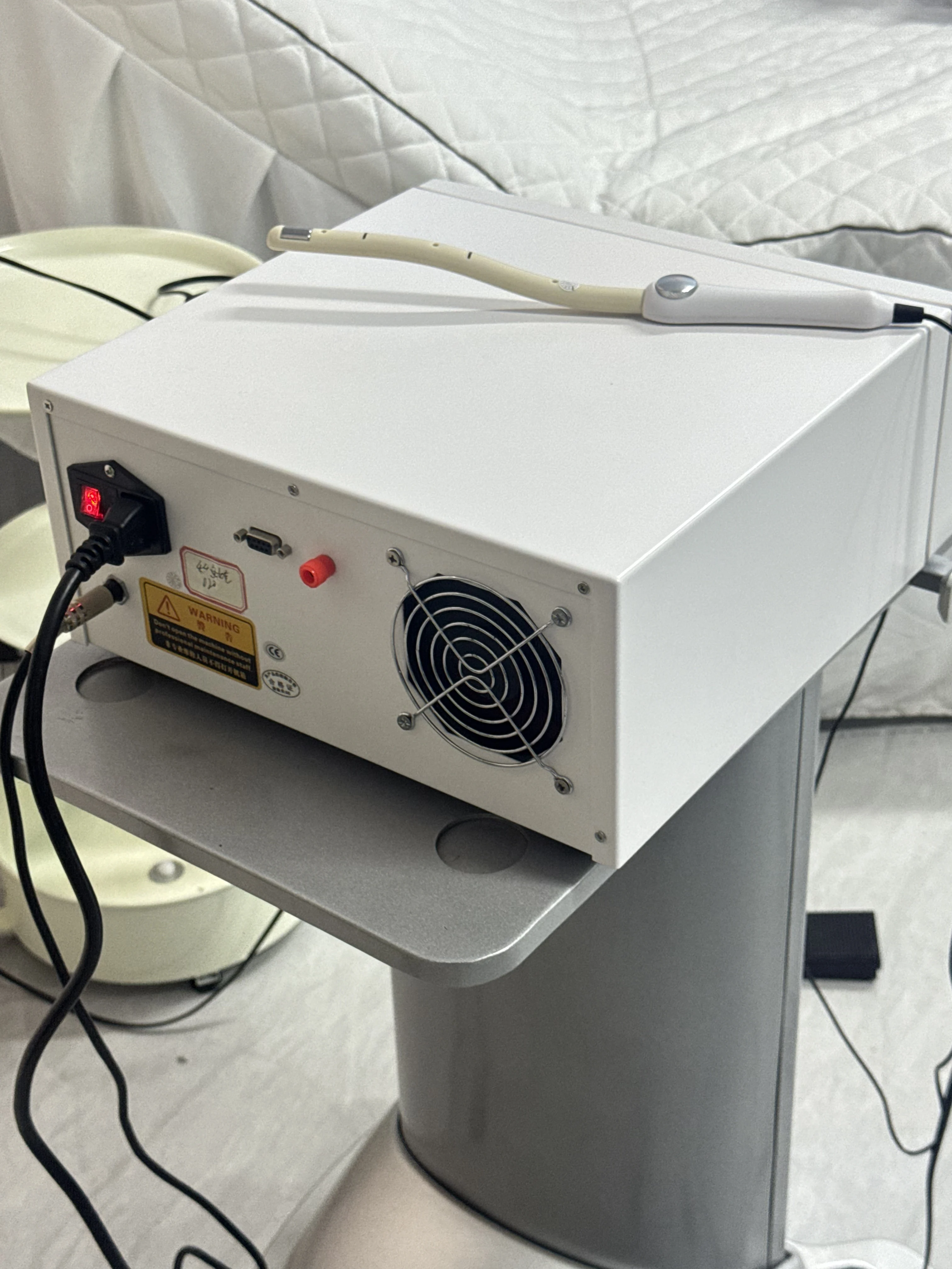 

RF Technology Vaginal Rejuvenation Nourishing Skin Tightening Women Beauty Equipment Revival Private Instrumen Salon