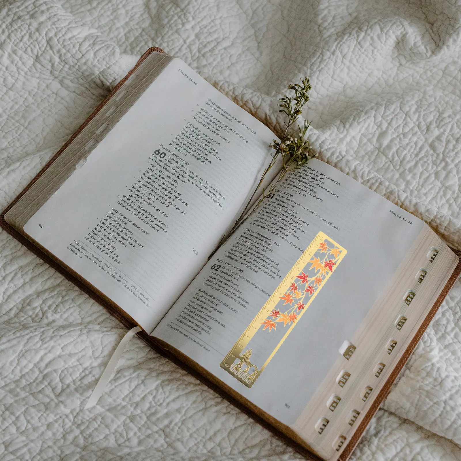 

2Pcs Chinese Style Metal Bookmark Lightweight Ruler Decorative Book Marker Reading Page Holder Bookmark