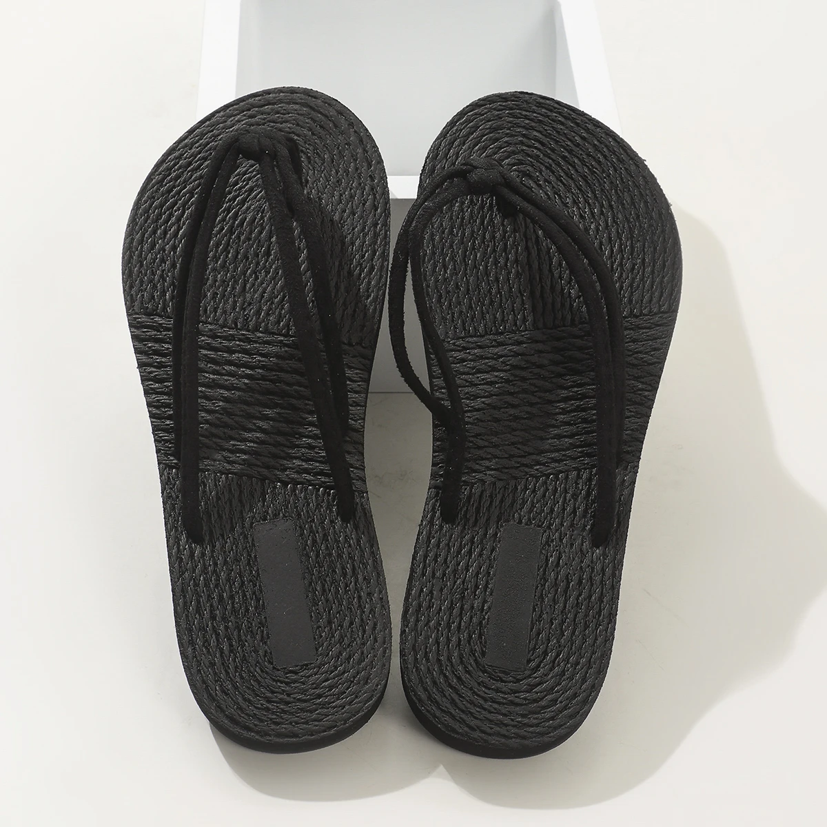 Ladies student fashion trend features pure black double strap anti-slip wear-resistant soft sole flip-flops image 5