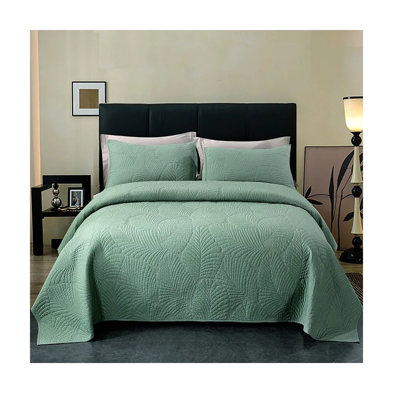 Modern Green Palm Leaf Embroidered Quilt Set, 3-Piece 100% Cotton Bedspread, All-Season Quilted Bedding Home Decor Blanket
