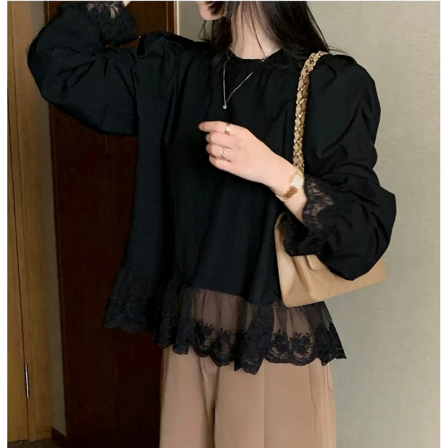 시크한 한국 스타일 여성용 긴 소매 레이스 스플라이싱 달콤하고 젊은 트림 장식 출퇴근용 루즈핏 통기성 좋은