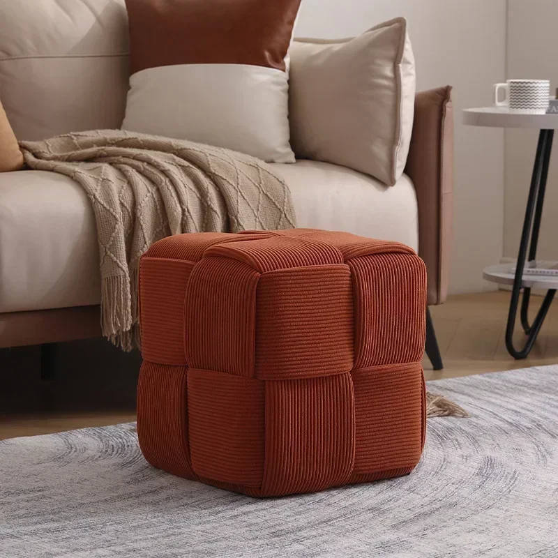 Sofa stołowa kreatywna podnóżek otomana zmienia halę wejściową do butów domowych kombinezon Vintage kwadratowy stołek do herbaty