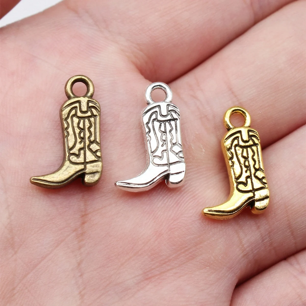 WYSIWYG 10 szt. 11x18mm 4 Kolory Dwustronne Zawieszki w Kształcie Kowbojskich Butów do Tworzenia Biżuterii DIY
