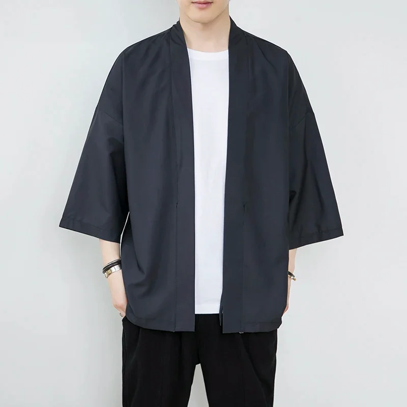 

Plus Size Kimono Men Japanese Yukata Cardigan Haori Obi Summer Beach Suncrean Shirt Traditional Asian Clothes Karate Blouse