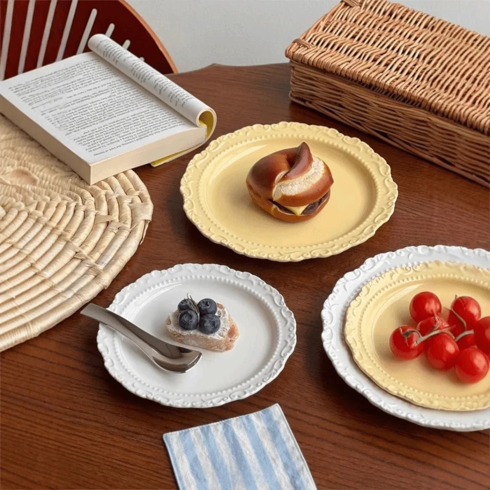 Embossed Design French Relief Plate Round Shape Underglazed Colour Western Dining Tableware White/Yellow Color Elegant