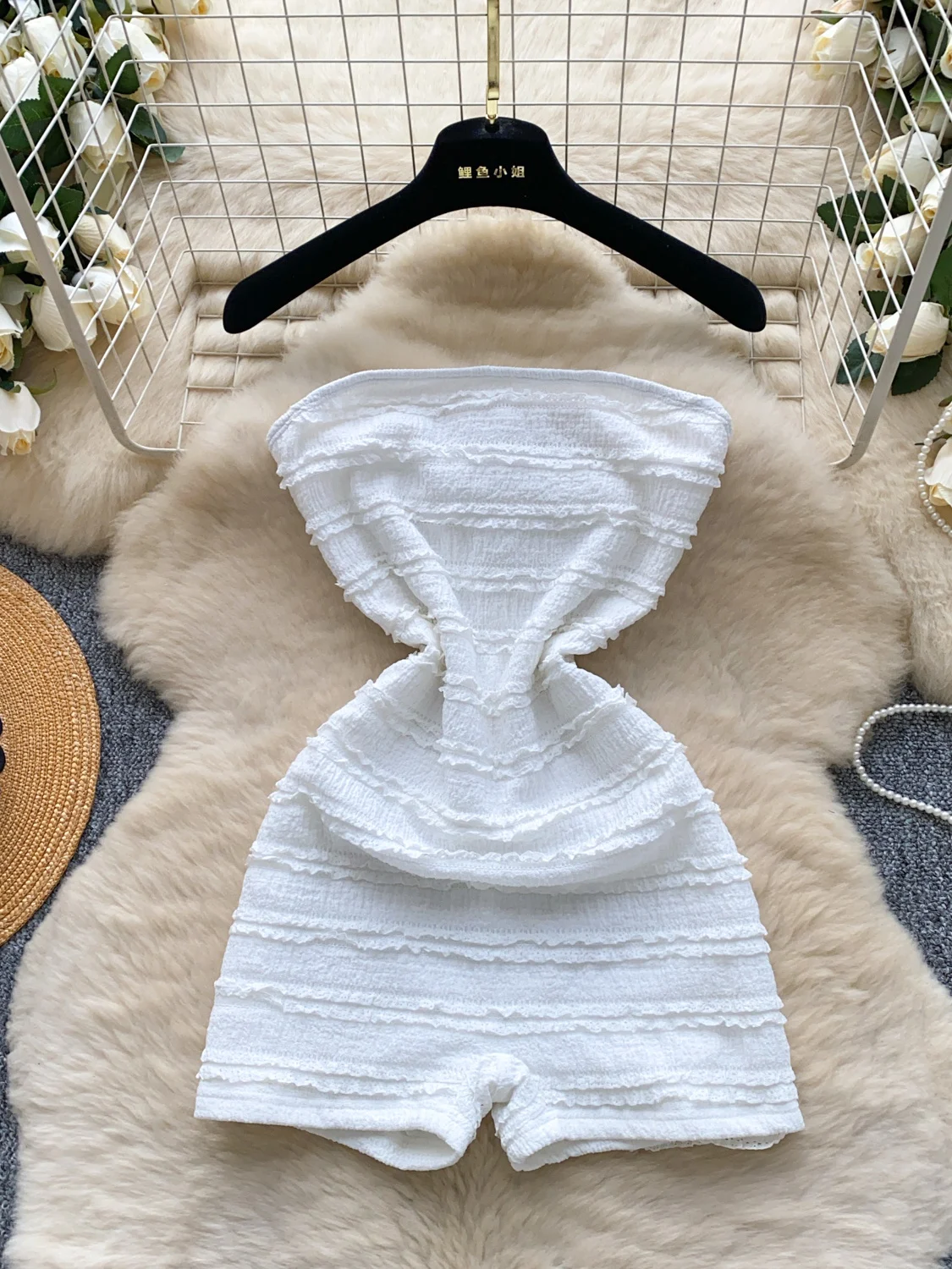 

Summer Women's One-Piece Suit Pure Desirable Spicy Girl Waist Cinching Slimming ort Svel Wood ain Ruffle orts