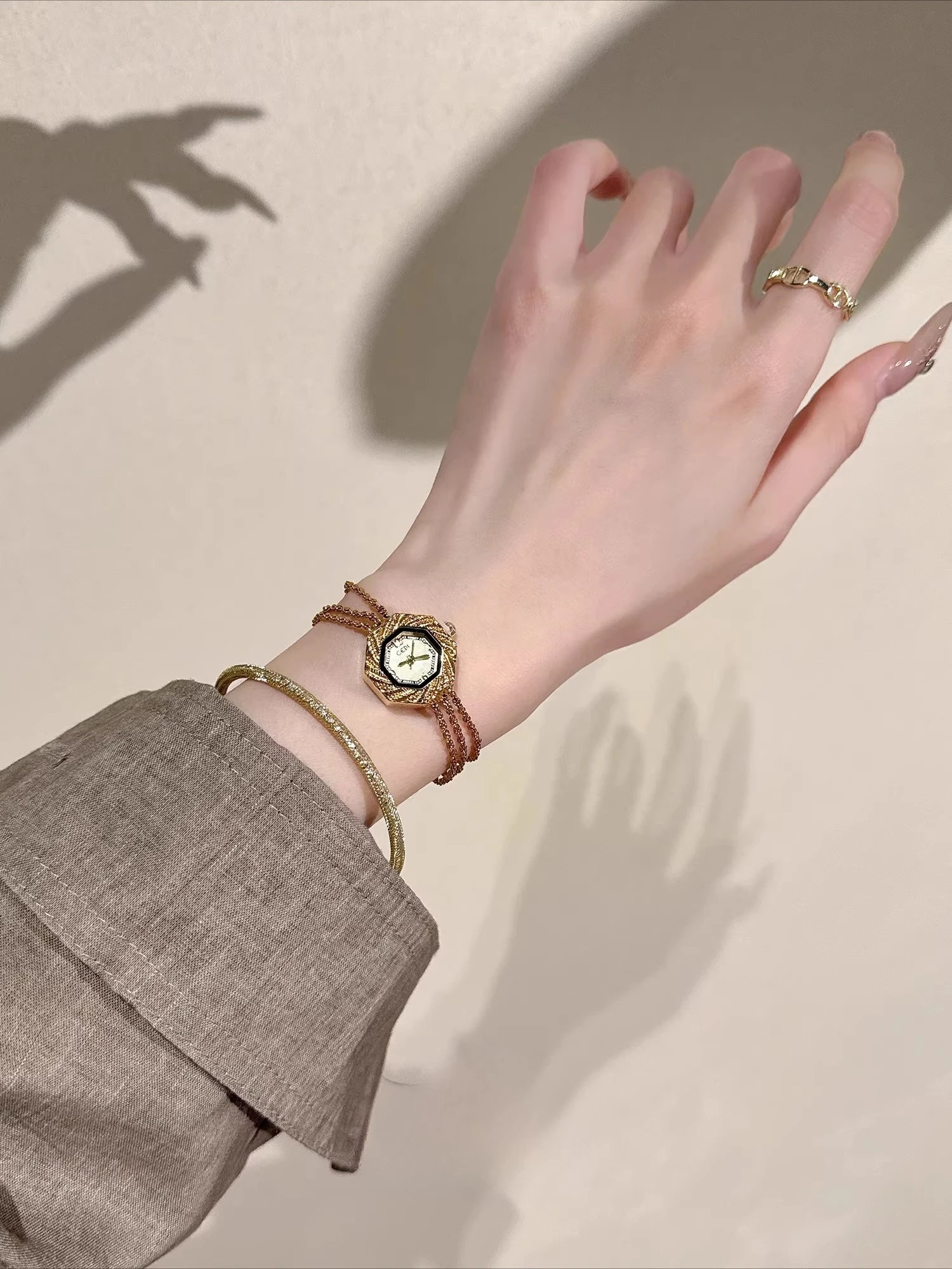 Women'S Watch, Bracelet Style, Luxurious And High-End, Exquisite And Fashionable, Elegant Quartz Watch. High-Quality Timepiece.
