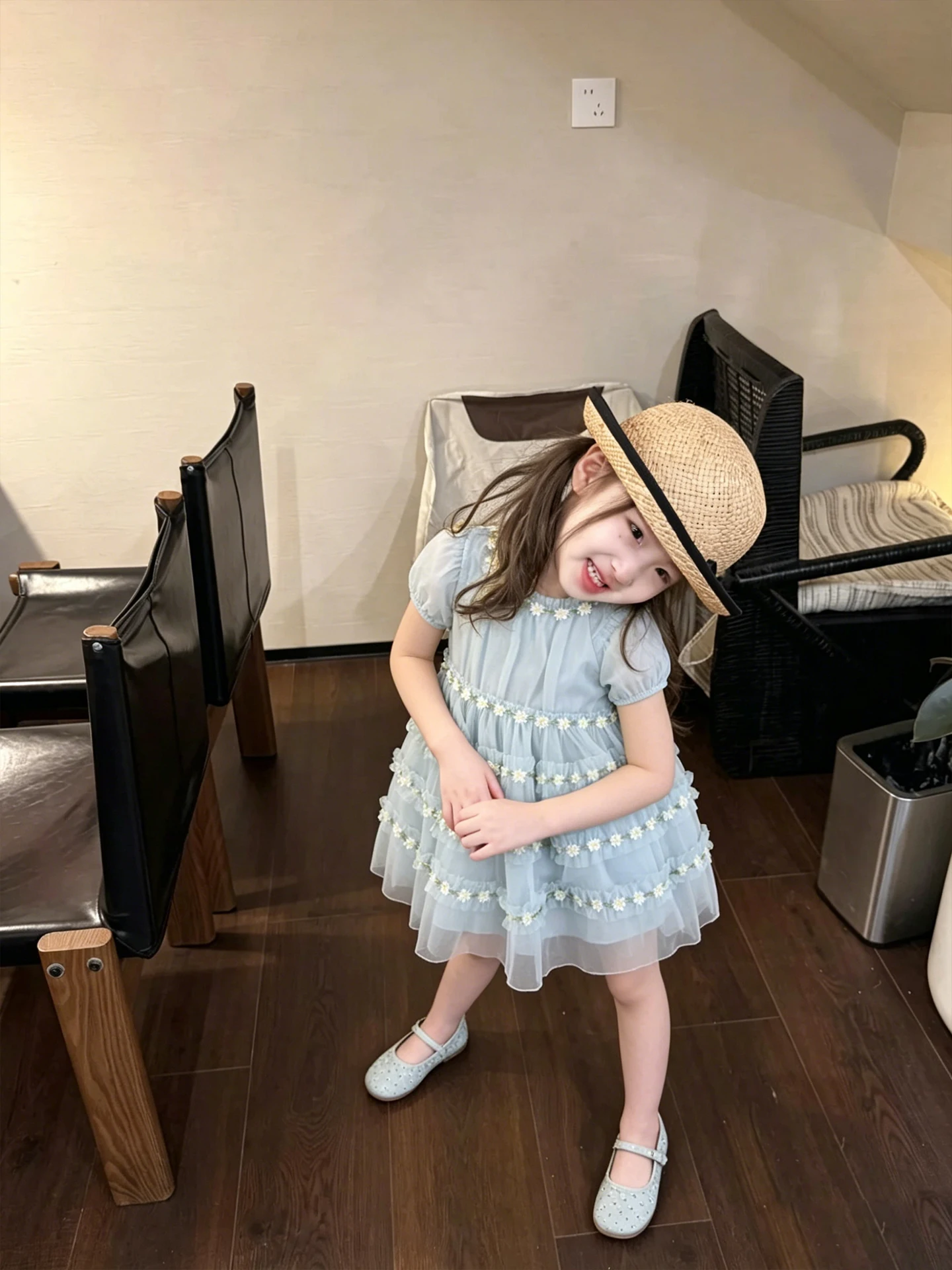 robe-florale-pour-filles-vetements-d'ete-pour-enfants-col-rond-manches-courtes-jupe-en-maille-style-doux-decontractee-taille-mi-haute-tissu-doux