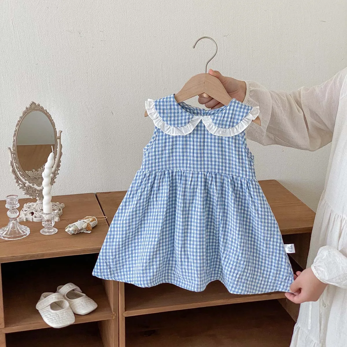 

Girls' Dress Summer 2026 New Style Children's Stylish Lace Border Doll Collar Plaid Skirt Thin Summer Vest