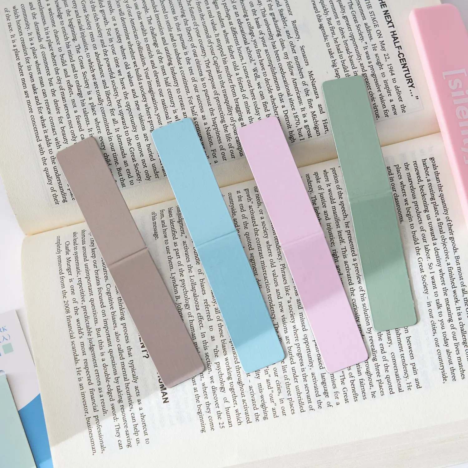 4pcs Morandi Color Magnetic Bookmarks Pack for Books Simple Blank Design Page Clips Book Marker Unique Reading Gift A7809