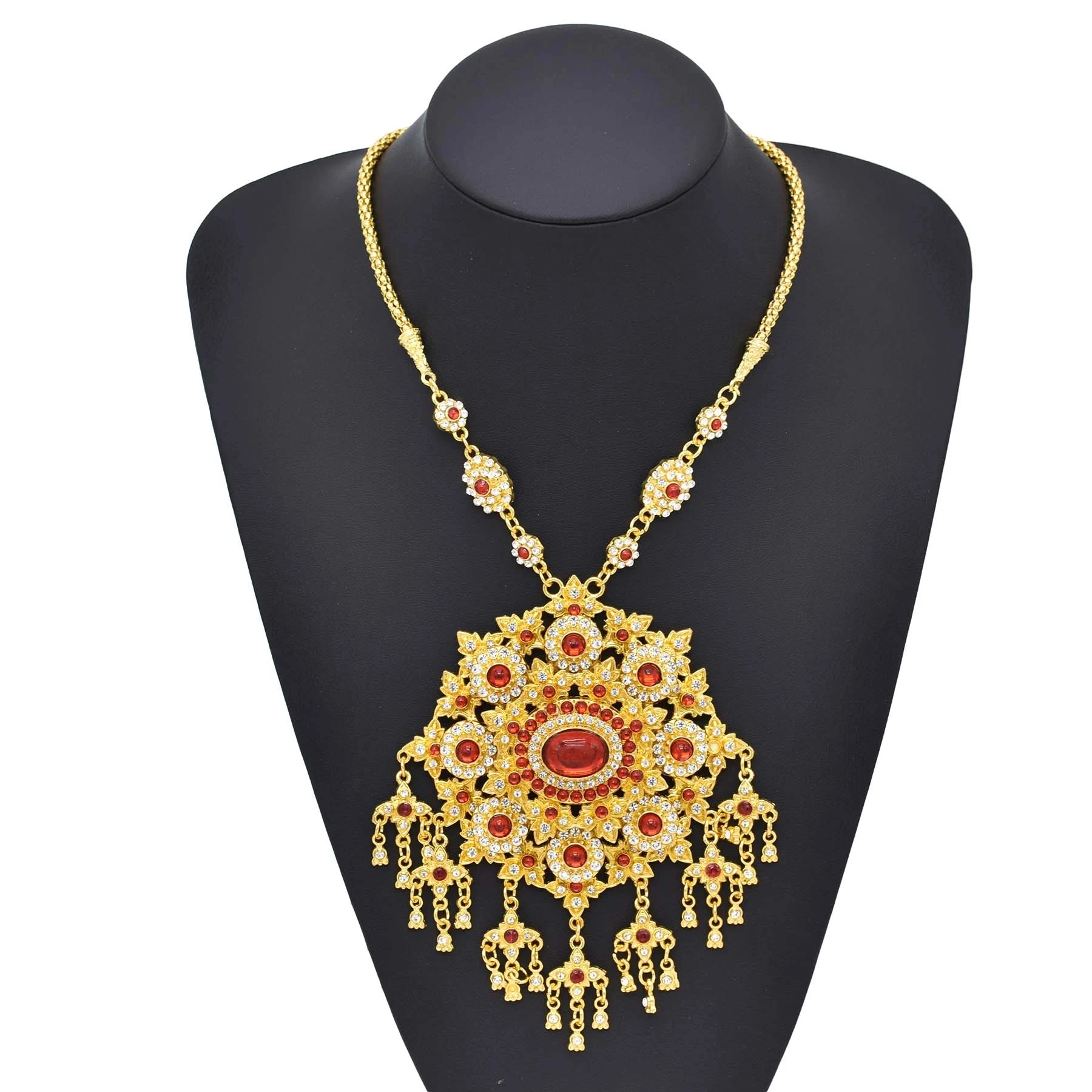 

Golden Chains Tassel Zircon Red Gemstone Necklace Earrings for Women Thailand Egypt India Bride Wedding Accessories Jewelry Sets